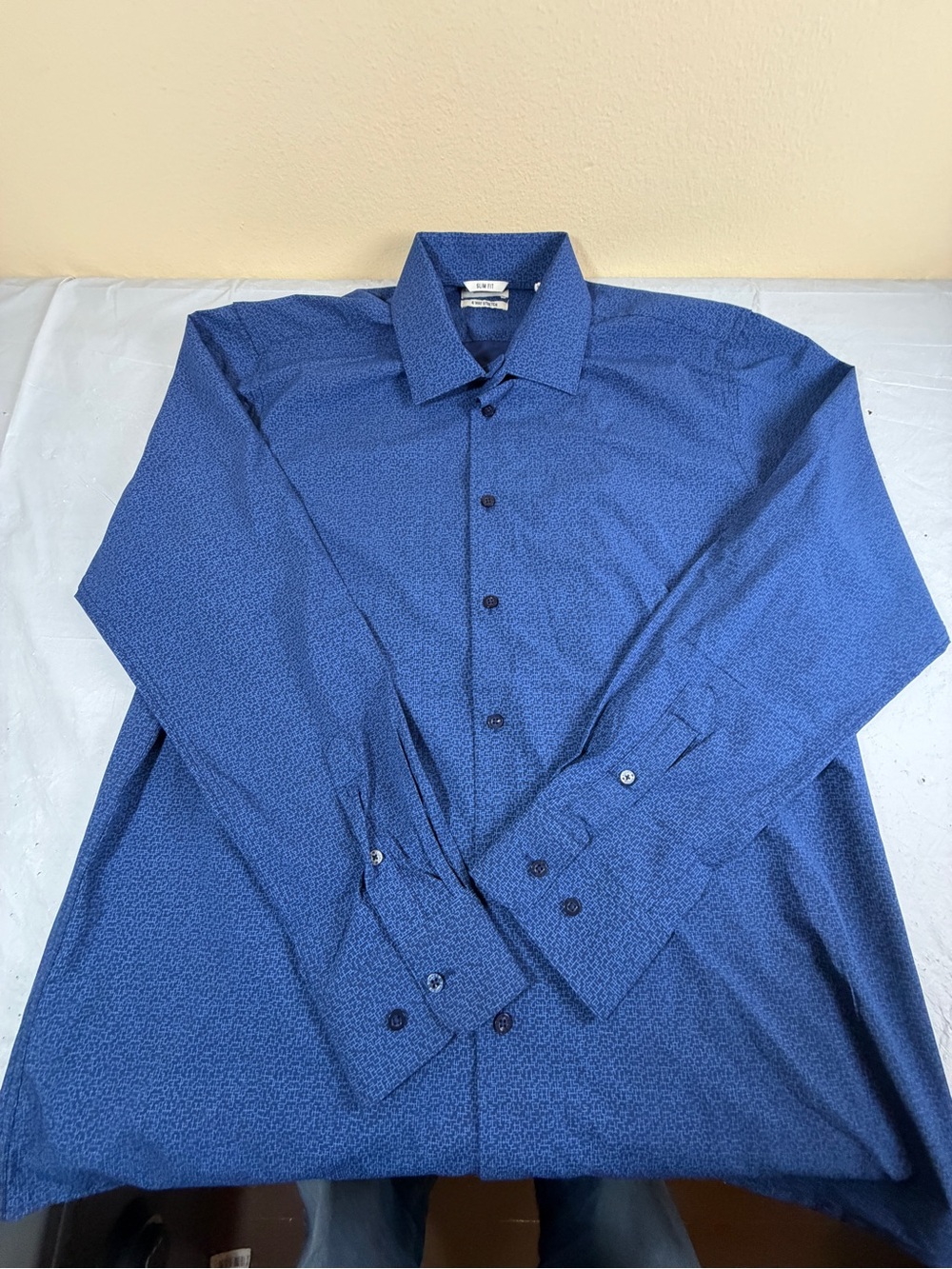 Lucky Brand Men's Navy Blue Micro-Pattern Dress‎ Shirt
